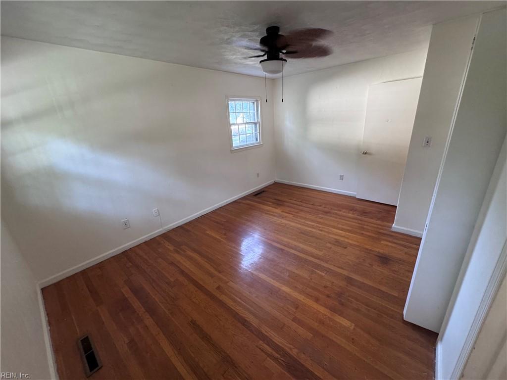 1039 Windjammer Dr Property Photo 18