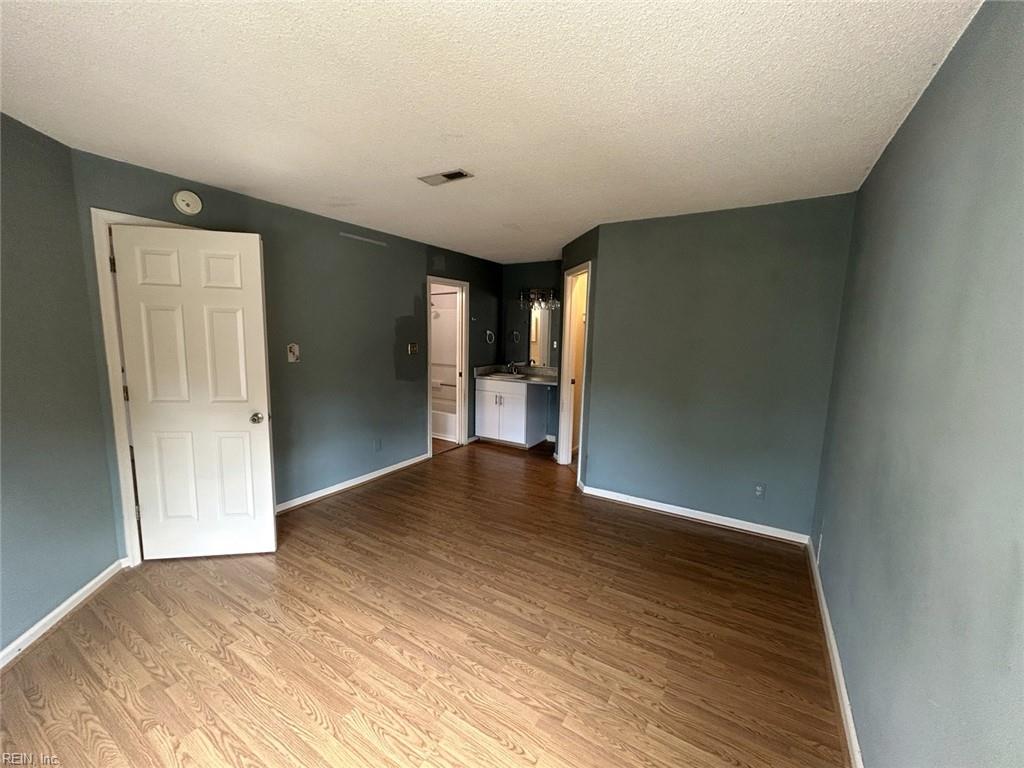110 Stratford Dr Property Photo 12
