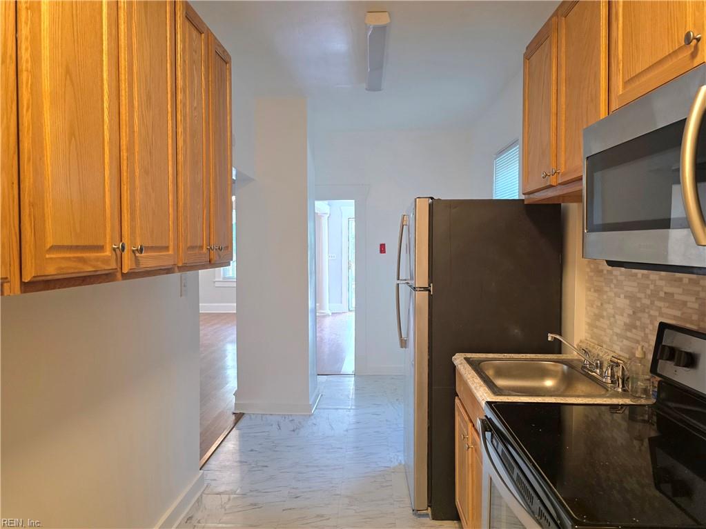 922 Druid Cir Property Photo 17
