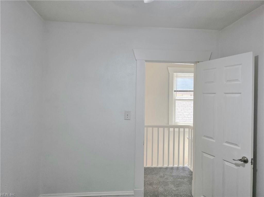 922 Druid Cir Property Photo 37