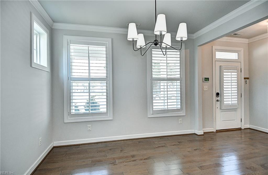 1320 Mediterranean Ave Property Photo 5