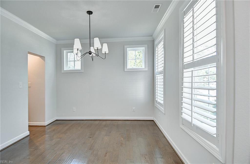 1320 Mediterranean Ave Property Photo 6