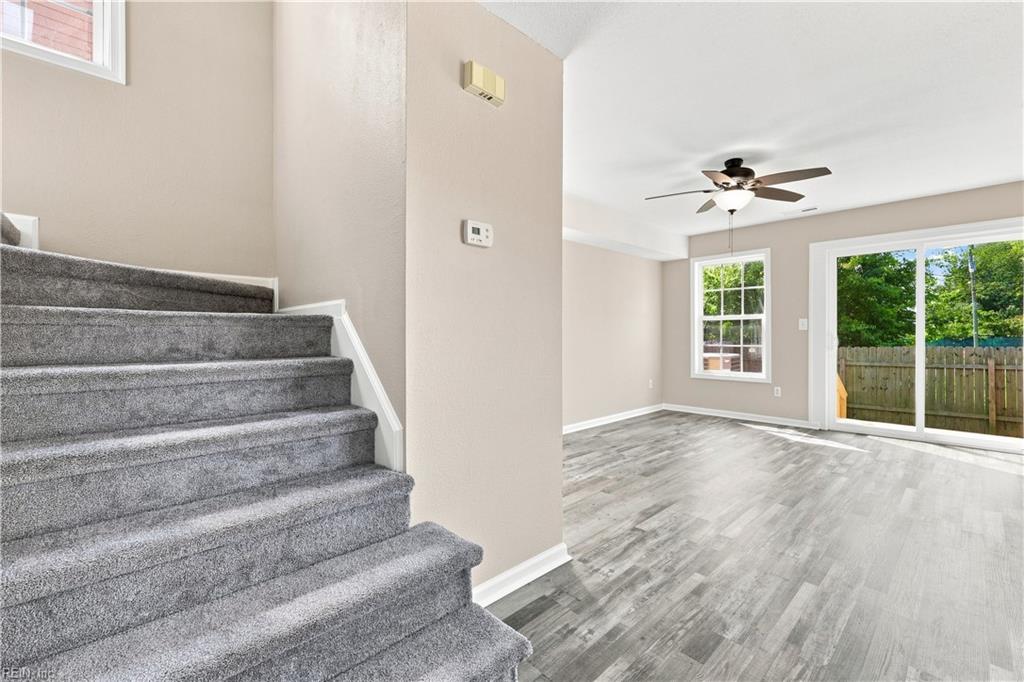 102 Ford St Property Photo 15