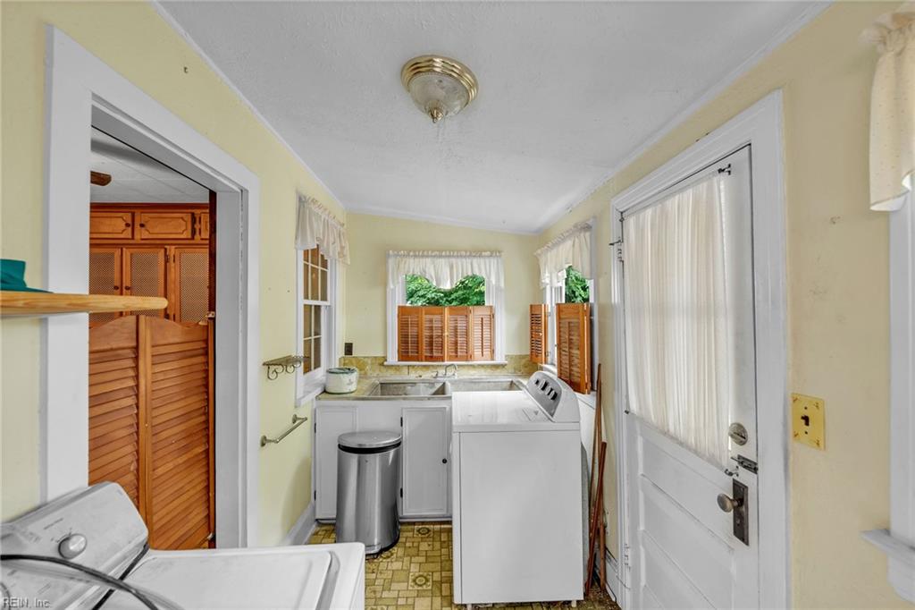 607 Fairview Ln Property Photo 25