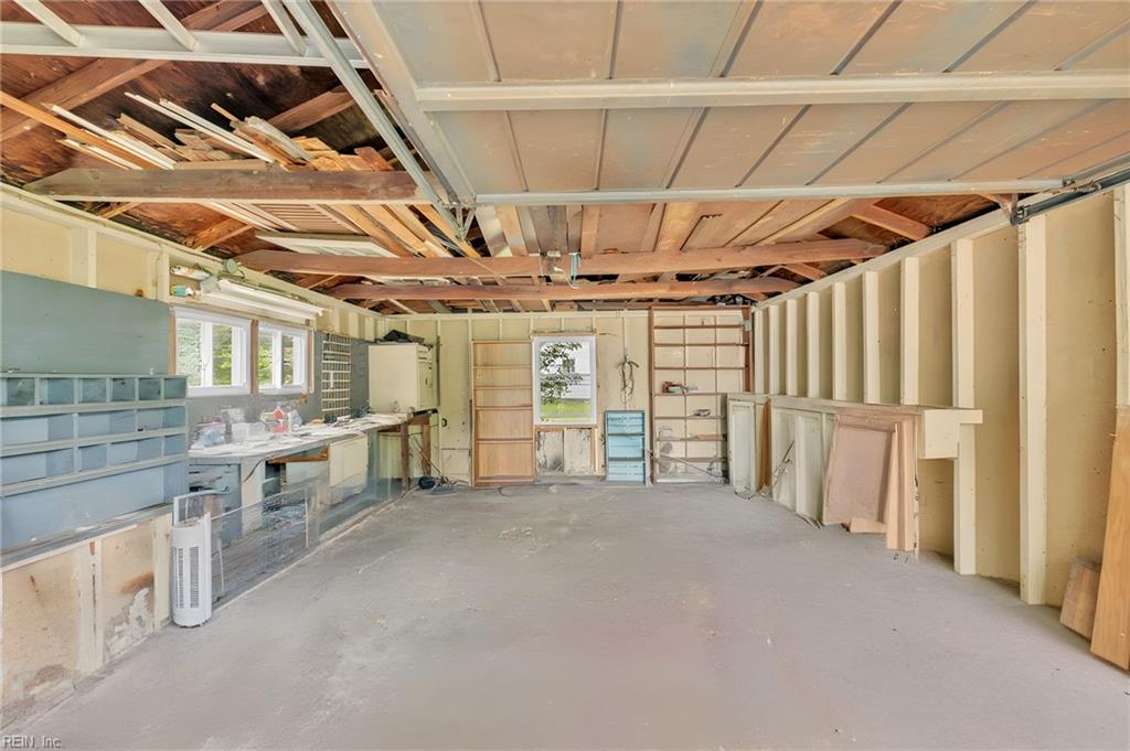 607 Fairview Ln Property Photo 31