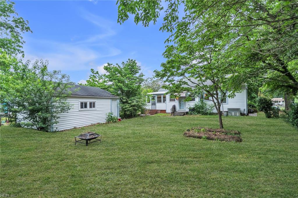 607 Fairview Ln Property Photo 34