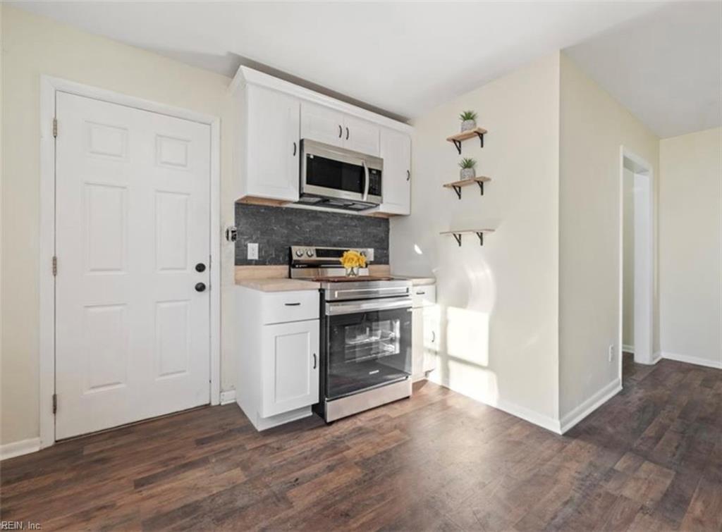 1027 30th St Property Photo 5
