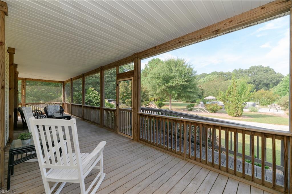 2920 Frying Pan Farm Ln Property Photo 4