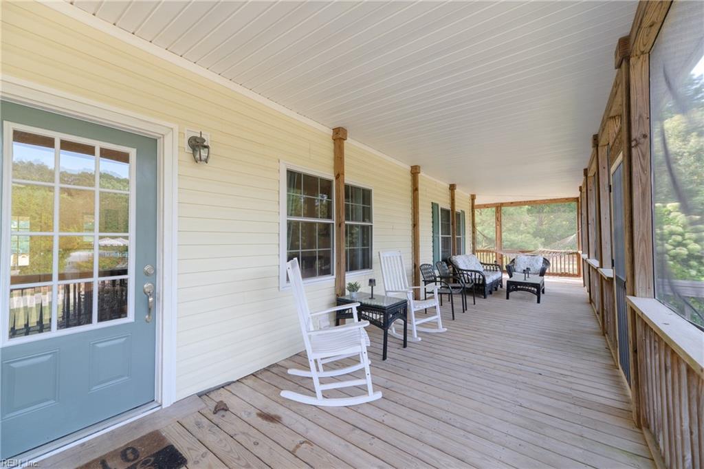 2920 Frying Pan Farm Ln Property Photo 5