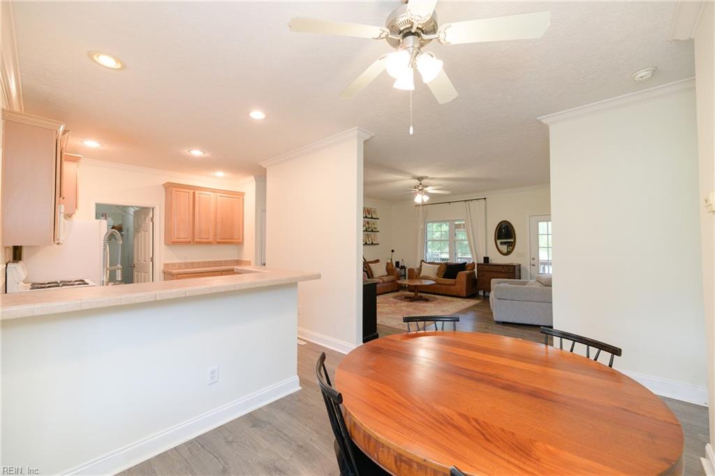 2920 Frying Pan Farm Ln Property Photo 10