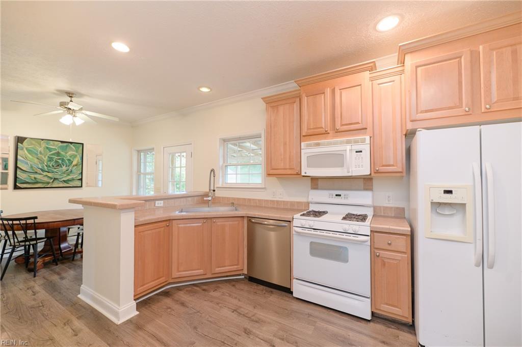 2920 Frying Pan Farm Ln Property Photo 13