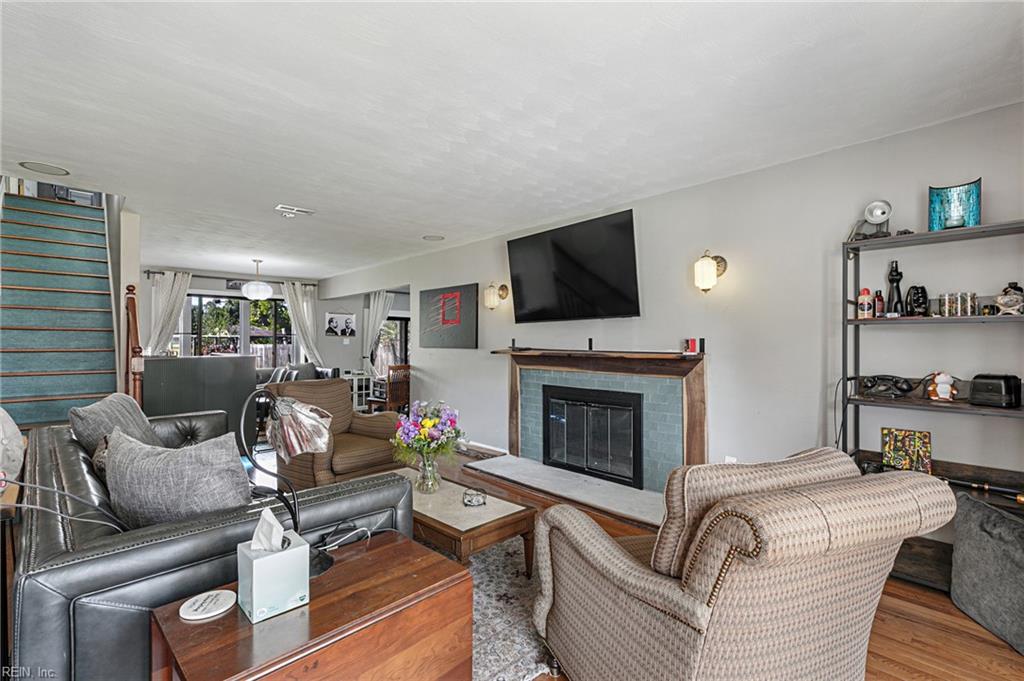 423 W Gilbert St Property Photo 8