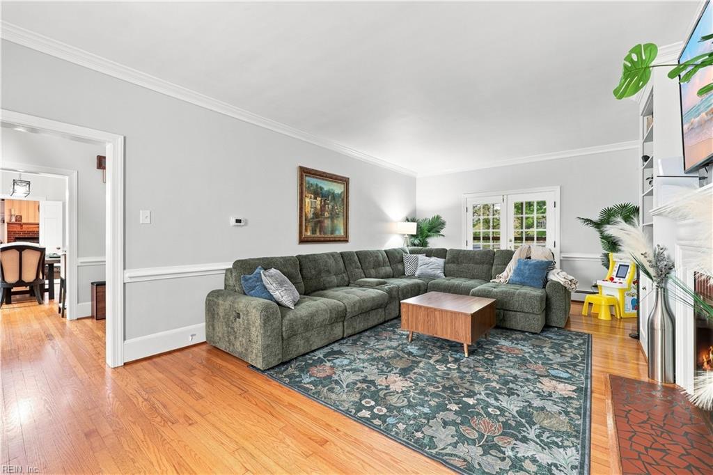 414 Forest Hill Cres Property Photo 20
