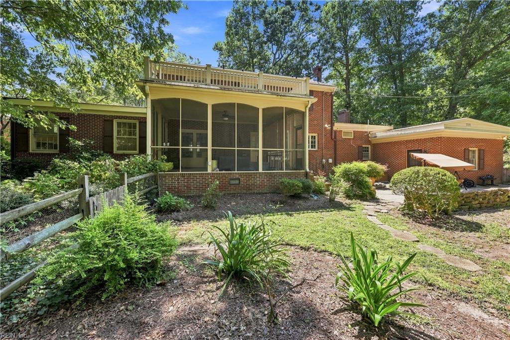 414 Forest Hill Cres Property Photo 38