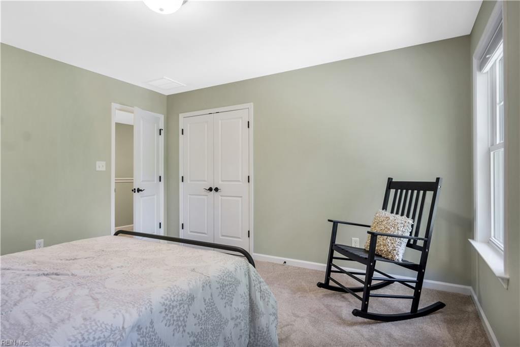 100 Woodside Dr Property Photo 23