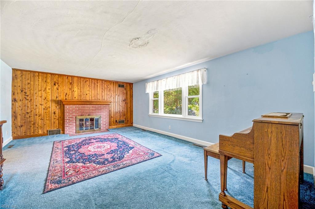2300 Bidgood Dr Property Photo 3
