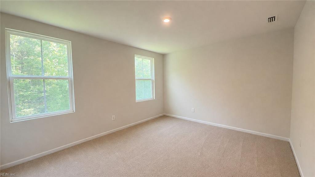 2044 Petersen Way Property Photo 6