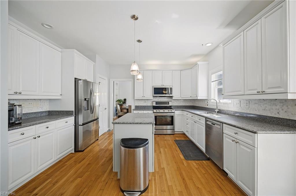 1888 Capel Manor Way Property Photo 14