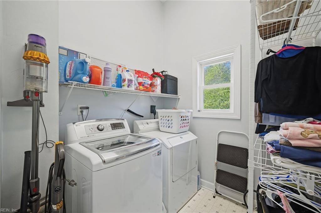 1888 Capel Manor Way Property Photo 37