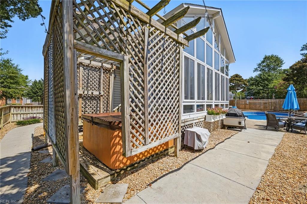 1888 Capel Manor Way Property Photo 42