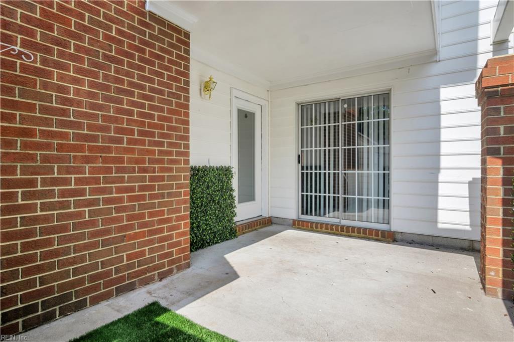 103 Turnbridge Ln Property Photo 2