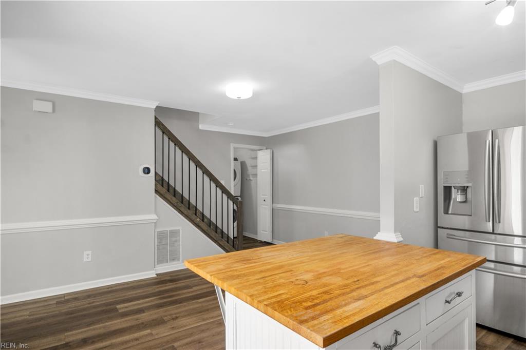 103 Turnbridge Ln Property Photo 6