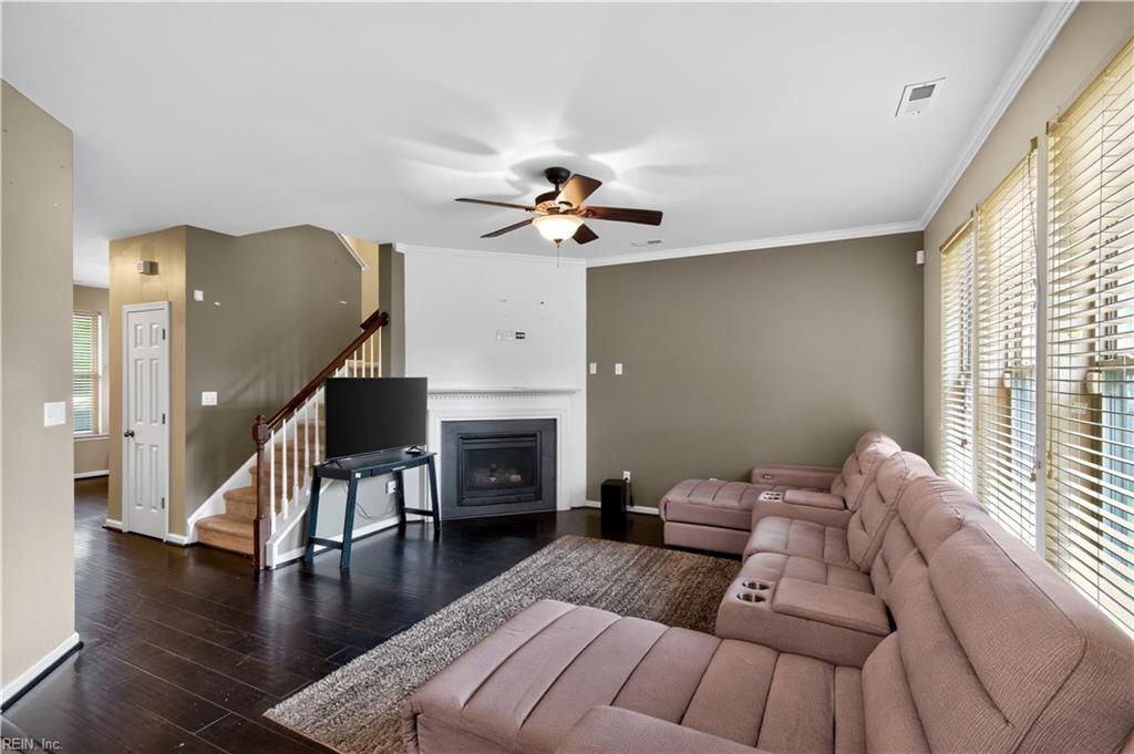 220 Benthall Rd Property Photo 7