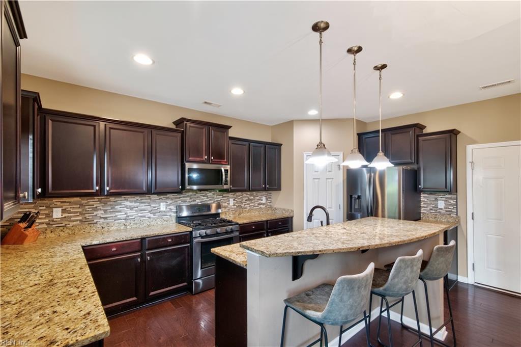 220 Benthall Rd Property Photo 14