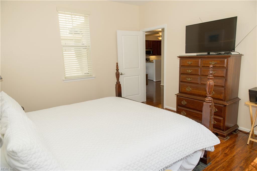 650 Lacy Oak Dr Property Photo 16