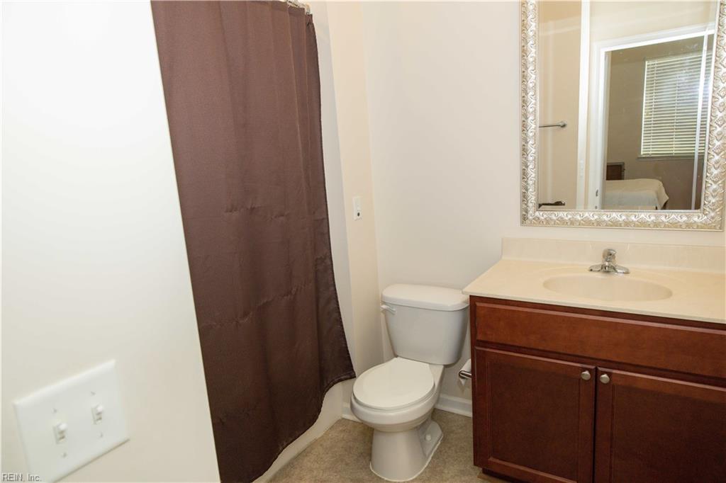 650 Lacy Oak Dr Property Photo 20