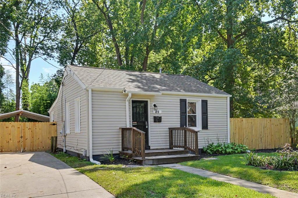 28 Pollux Cir W Property Photo 8