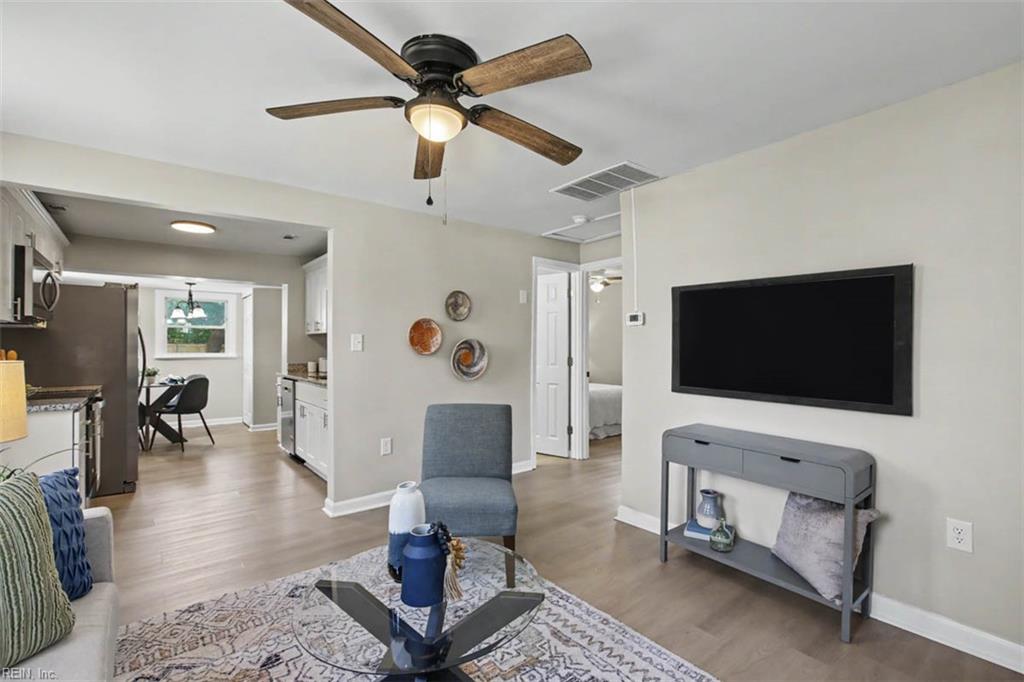 28 Pollux Cir W Property Photo 12