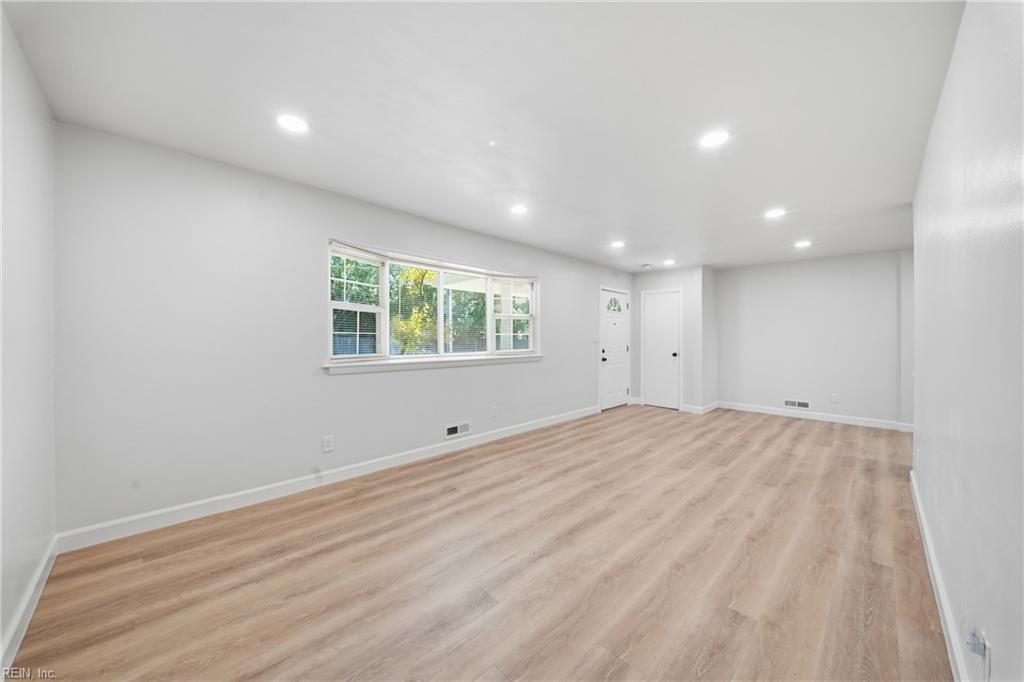 1089 Baker Rd Property Photo 10