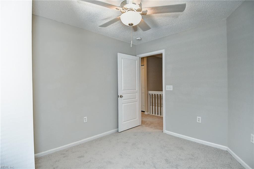 5812 Echingham Dr Property Photo 23