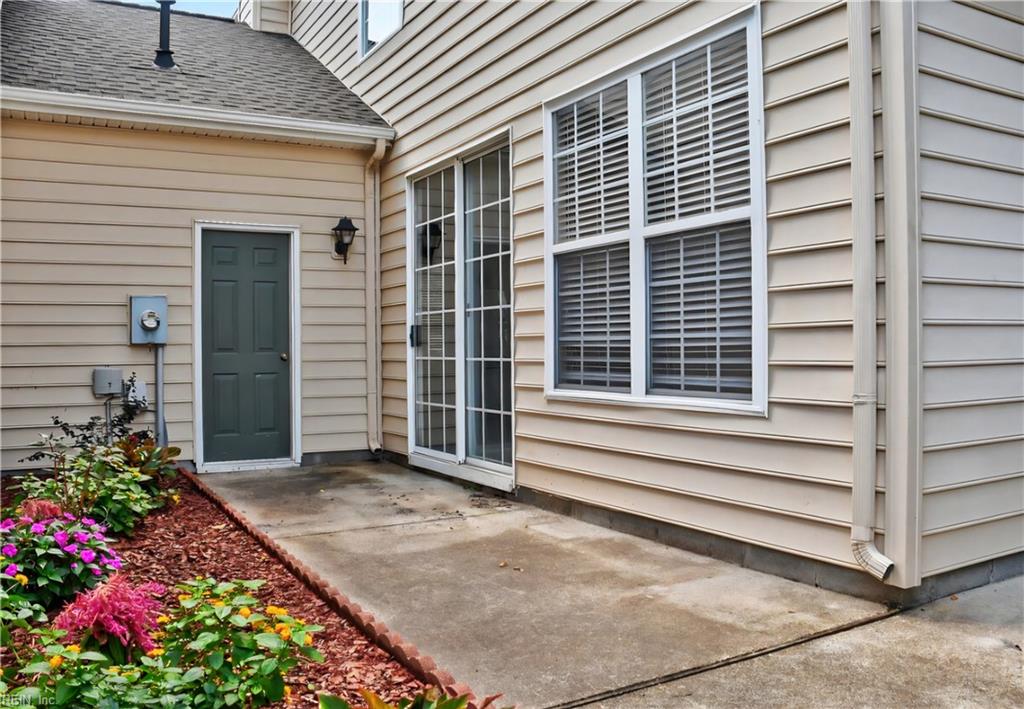 5812 Echingham Dr Property Photo 39