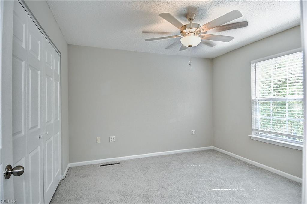 5812 Echingham Dr Property Photo 43