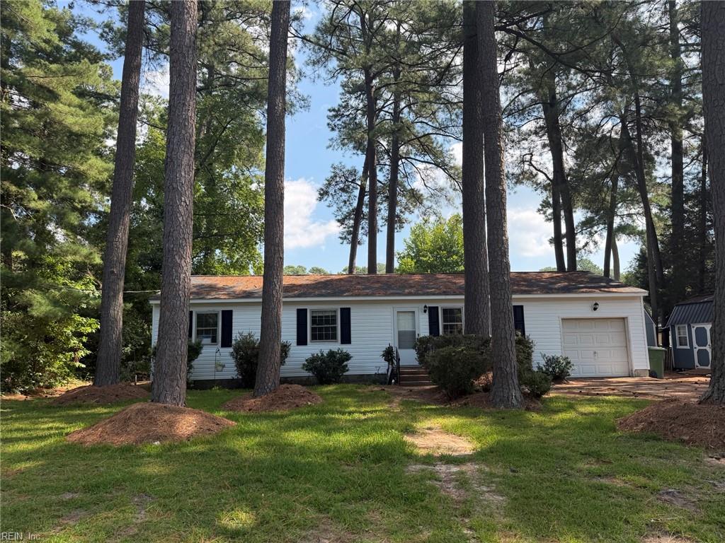 2703 Woodford Ave Property Photo 1