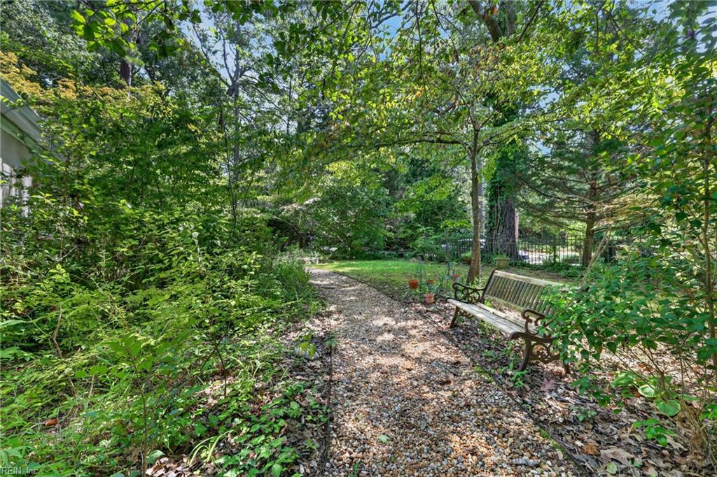 800 Linkhorn Dr Property Photo 35