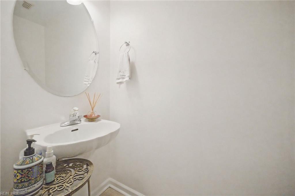 100 Bluff Ter Property Photo 20