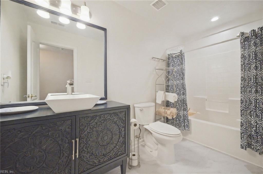 100 Bluff Ter Property Photo 27