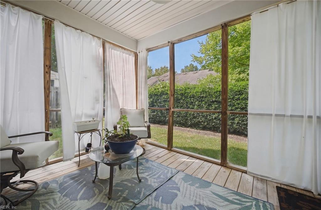 100 Bluff Ter Property Photo 31