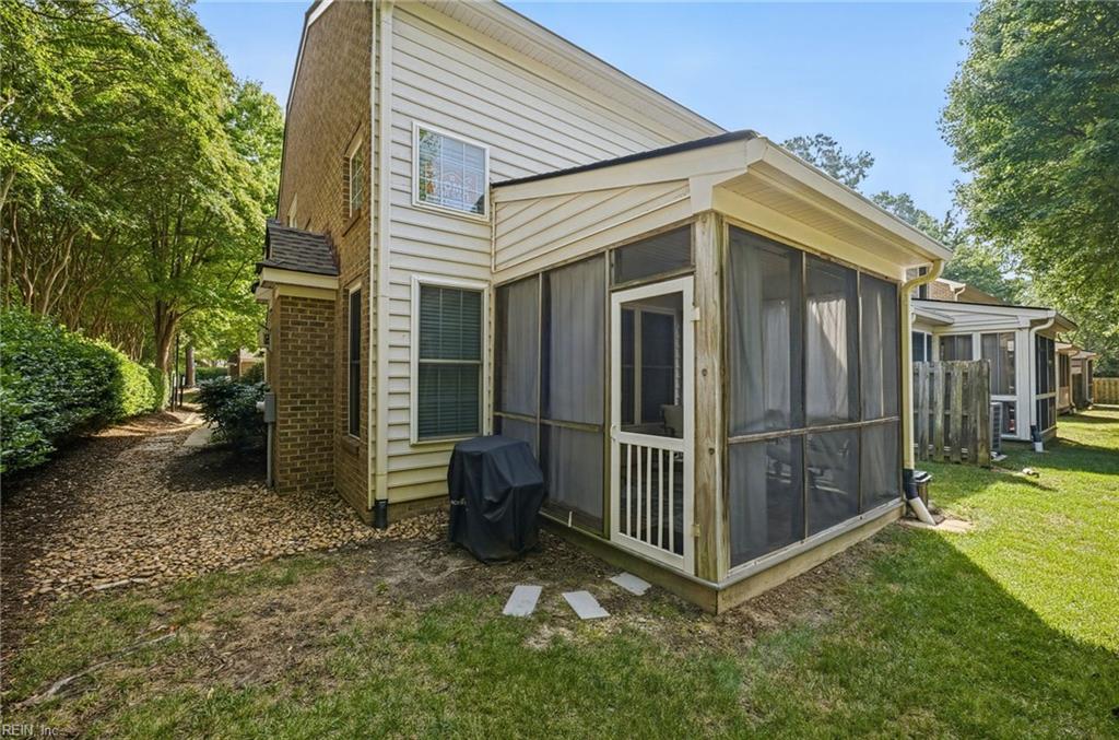 100 Bluff Ter Property Photo 33