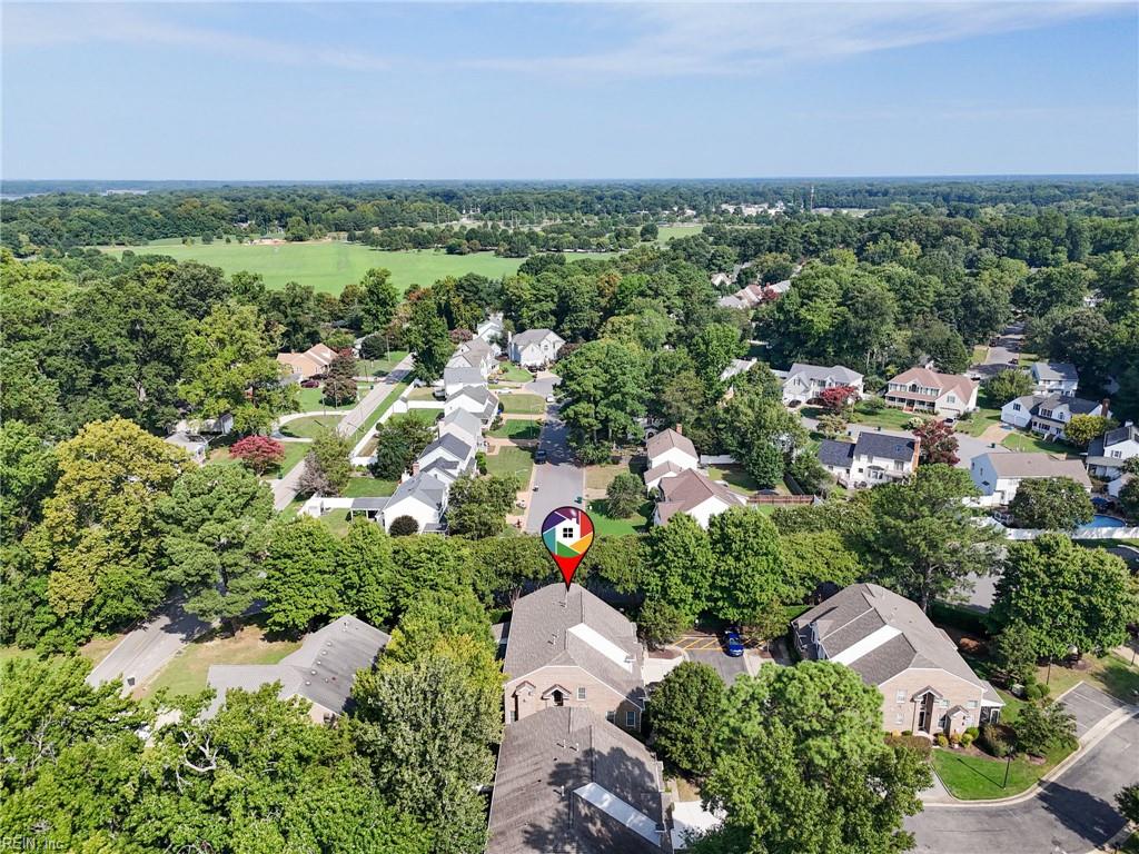100 Bluff Ter Property Photo 40