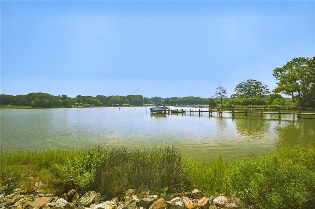 100 Bluff Ter Property Photo 44