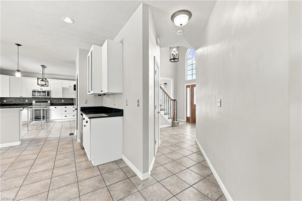 1052 Stockleybridge Dr Property Photo 17