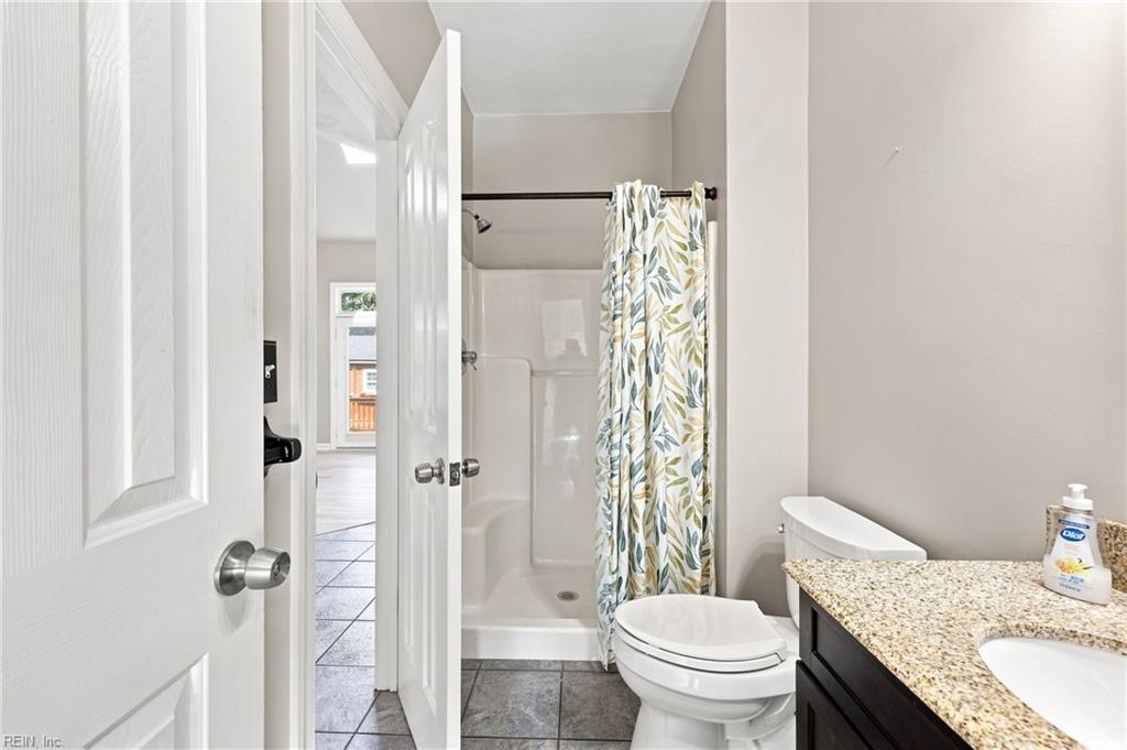 1052 Stockleybridge Dr Property Photo 48