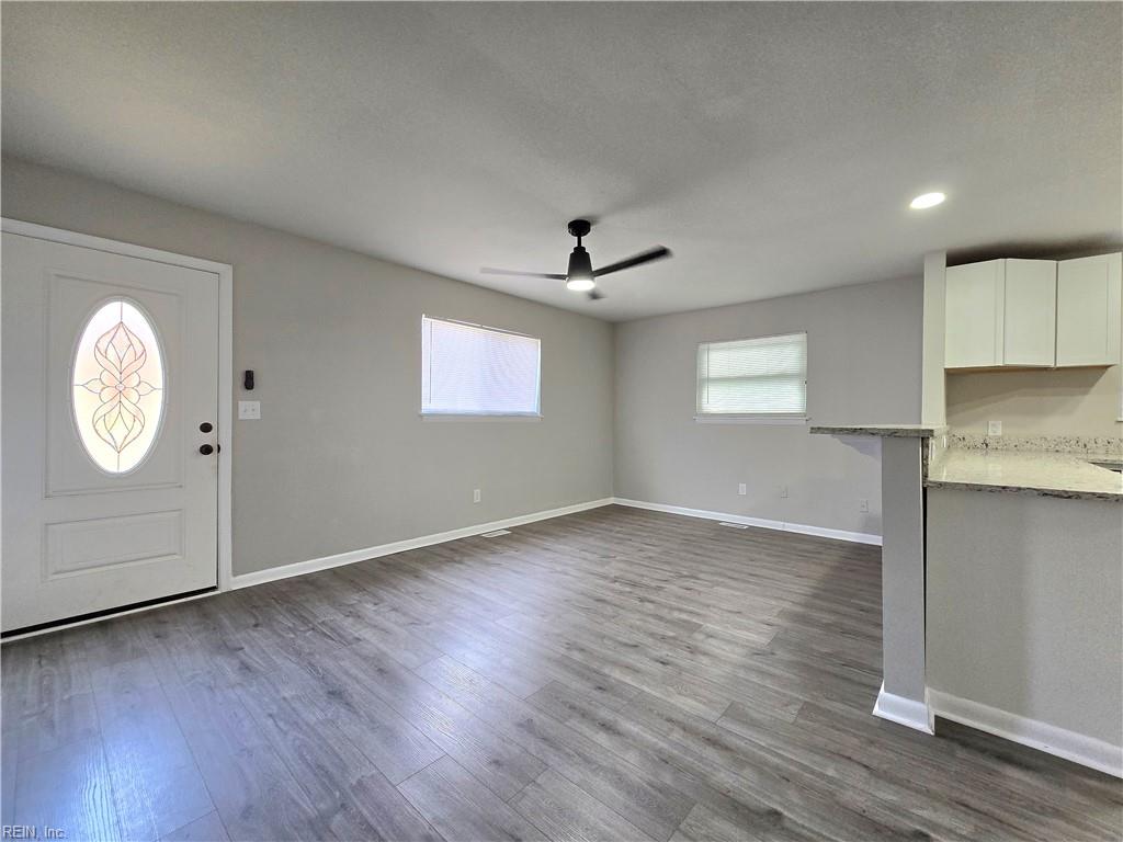 651 26th St Property Photo 14