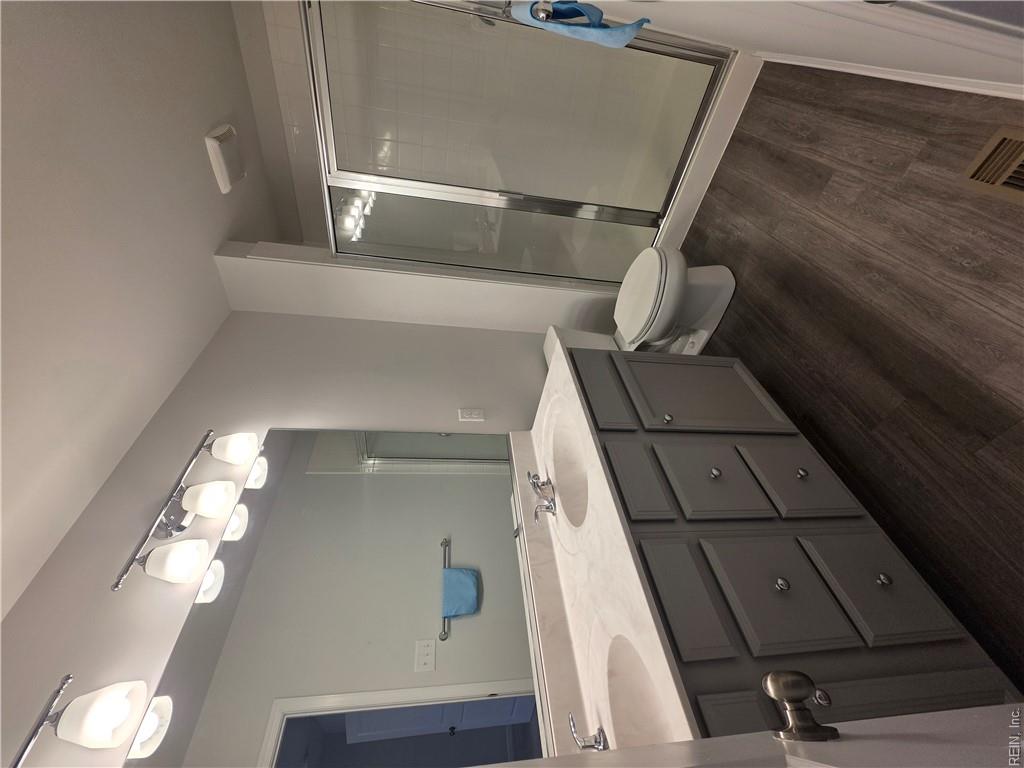 412 Bulkhead Pl Property Photo 22