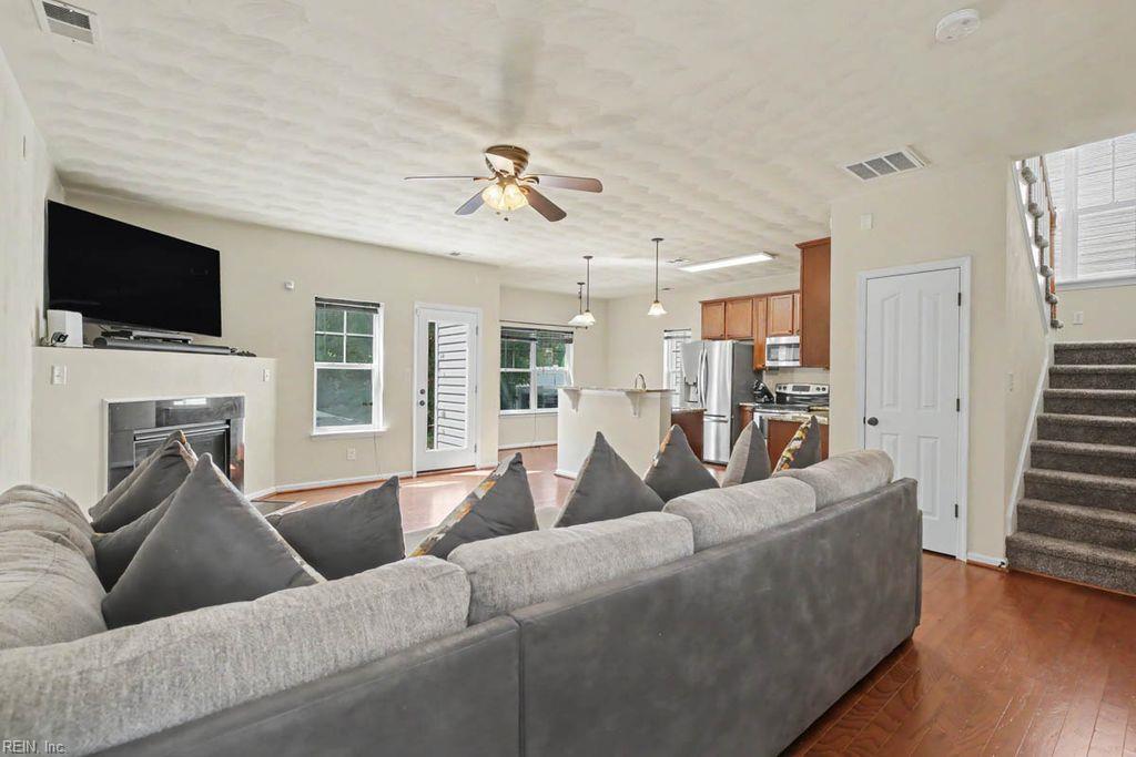5113 Whitaker Pl Property Photo 6