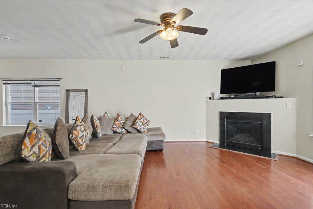 5113 Whitaker Pl Property Photo 8